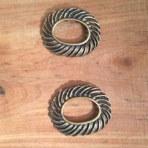 Vintage Metal Shoe Clips (shoes not included)